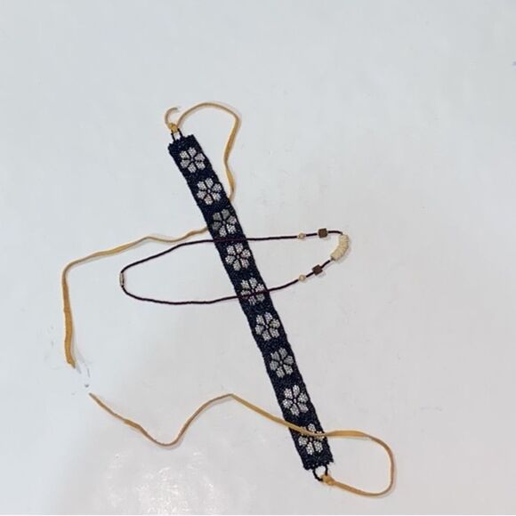 Lot 2 Pc Necklaces Hand Made - Picture 1 of 6